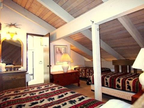 Standard Condos With Free Parking ماموث لاكيس المظهر الخارجي الصورة