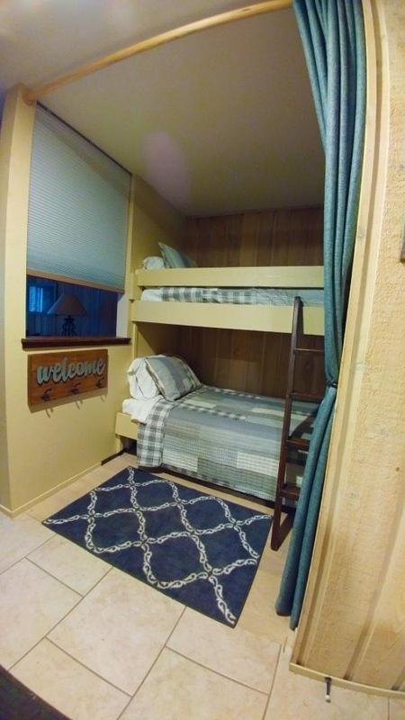 Standard Condos With Free Parking ماموث لاكيس المظهر الخارجي الصورة